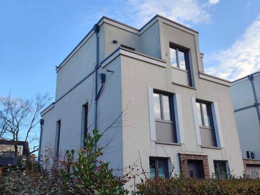 Einfamilienhaus zur Miete 2.800 € 6 Zimmer 163 m² 432 m² Grundstück frei ab 01.01.2026 Karlshorst Berlin 10318