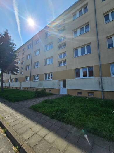 Wohnung zur Miete 621 € 4 Zimmer 77,3 m² 1. Geschoss Hermann-Kiese-Str. 6 Vieselbach Erfurt 99098