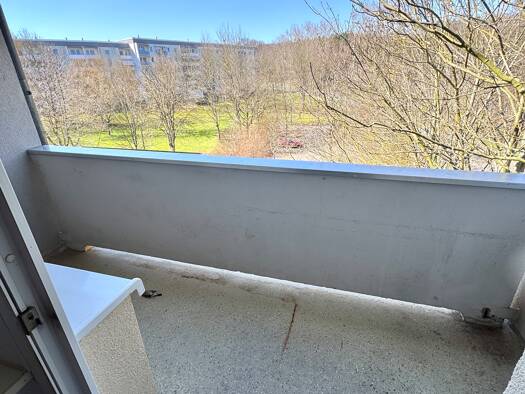 Wohnung zur Miete 370 € 3 Zimmer 68 m² 3. Geschoss frei ab sofort Kahlaer-Str. Lusan Gera 07549