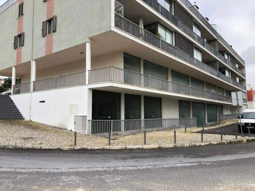 Haus zum Kauf 301.800 € 650,6 m² 650,6 m² Grundstück Azambuja