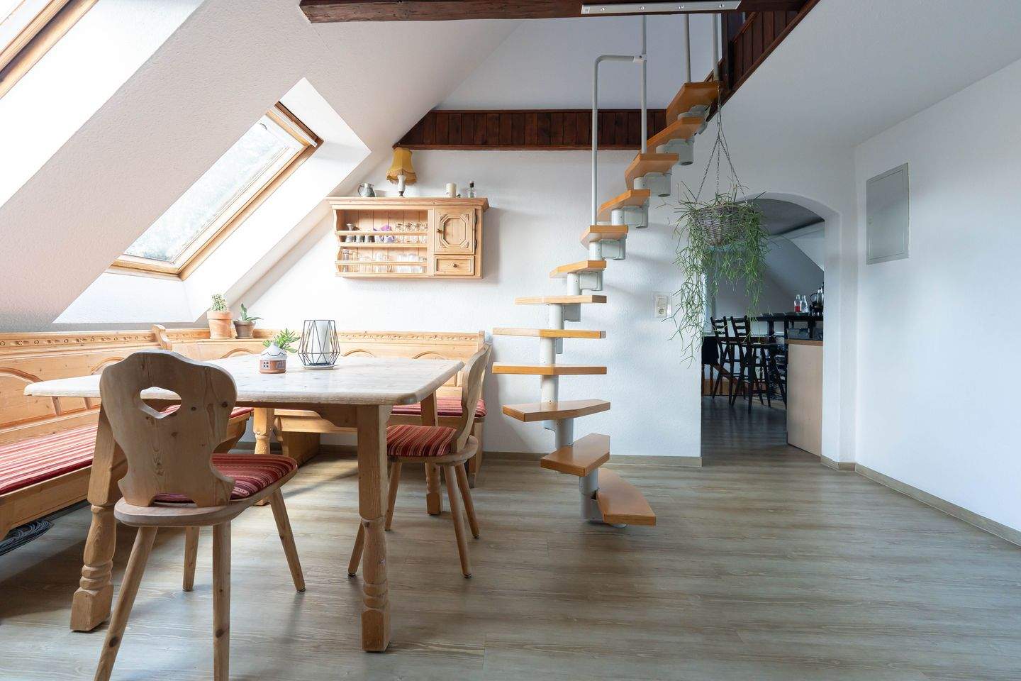 Immobilie in Freital - Schöne Maisonette-Wohnung in einer Doppelhaushälfte  - Bild 2