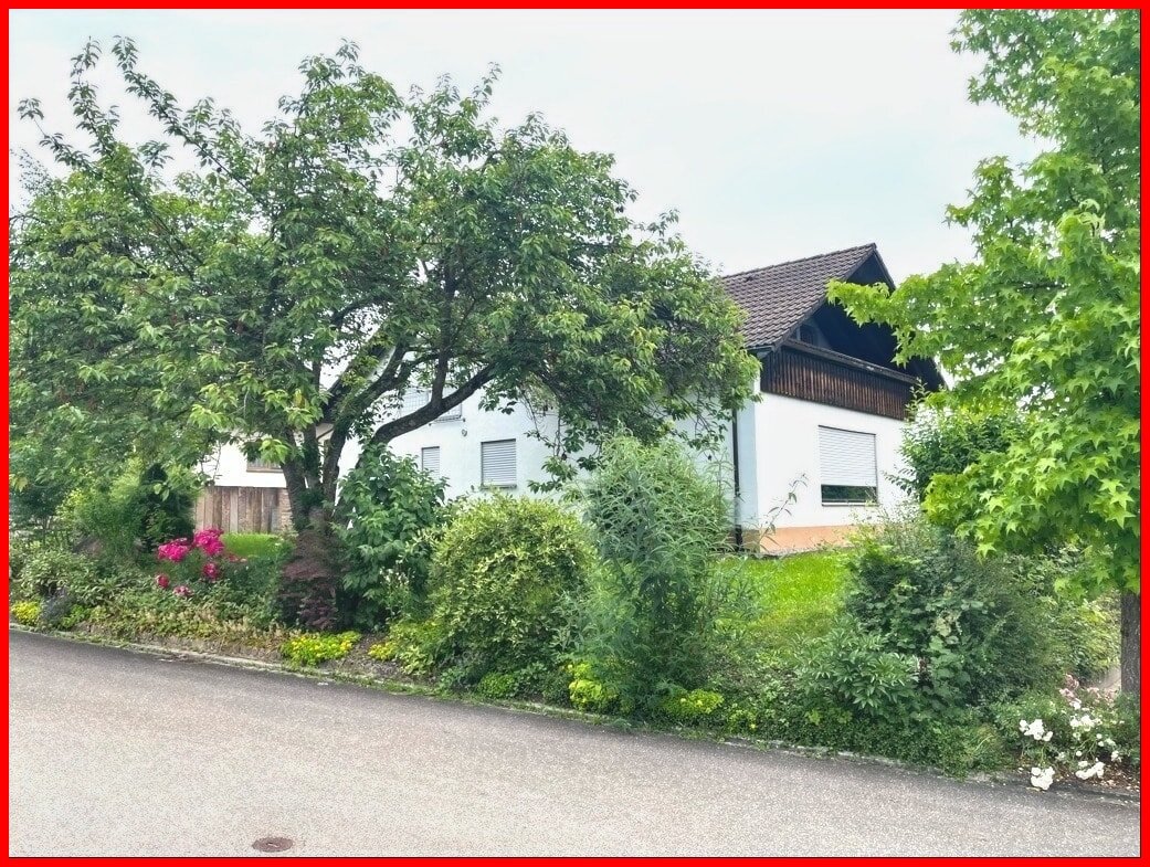 Einfamilienhaus zum Kauf 585.000 € 8 Zimmer 197,6 m²<br/>Wohnfläche 795 m²<br/>Grundstück Albbruck Albbruck 79774