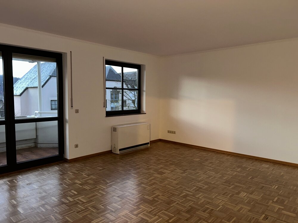 Wohnung zur Miete 750 € 3 Zimmer 88 m²<br/>Wohnfläche 2.<br/>Geschoss Alt-Heiligkreuz 1 Trier / Heiligkreuz 54295