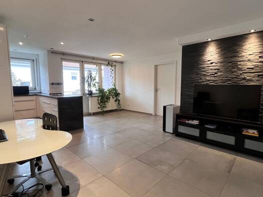 Wohnung zur Miete 850 € 2 Zimmer 48 m² Geschoss 3/4 frei ab 01.10.2026 Keltenburgstraße 44 Böblingen Böblingen 71034