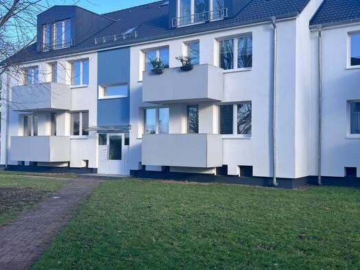 Wohnung zur Miete 640 € 4 Zimmer 84,3 m² 1. Geschoss frei ab 12.10.2026 Fürstenweg 5 Belke-Steinbeck Enger 32130