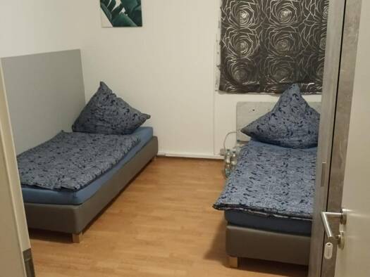 Hotel zur Miete provisionsfrei 1.400 € 6 Zimmer Fuggerstraße 22 Sündersbühl Weiterer Innenstadtgürtel West / Nord / Ost 90439