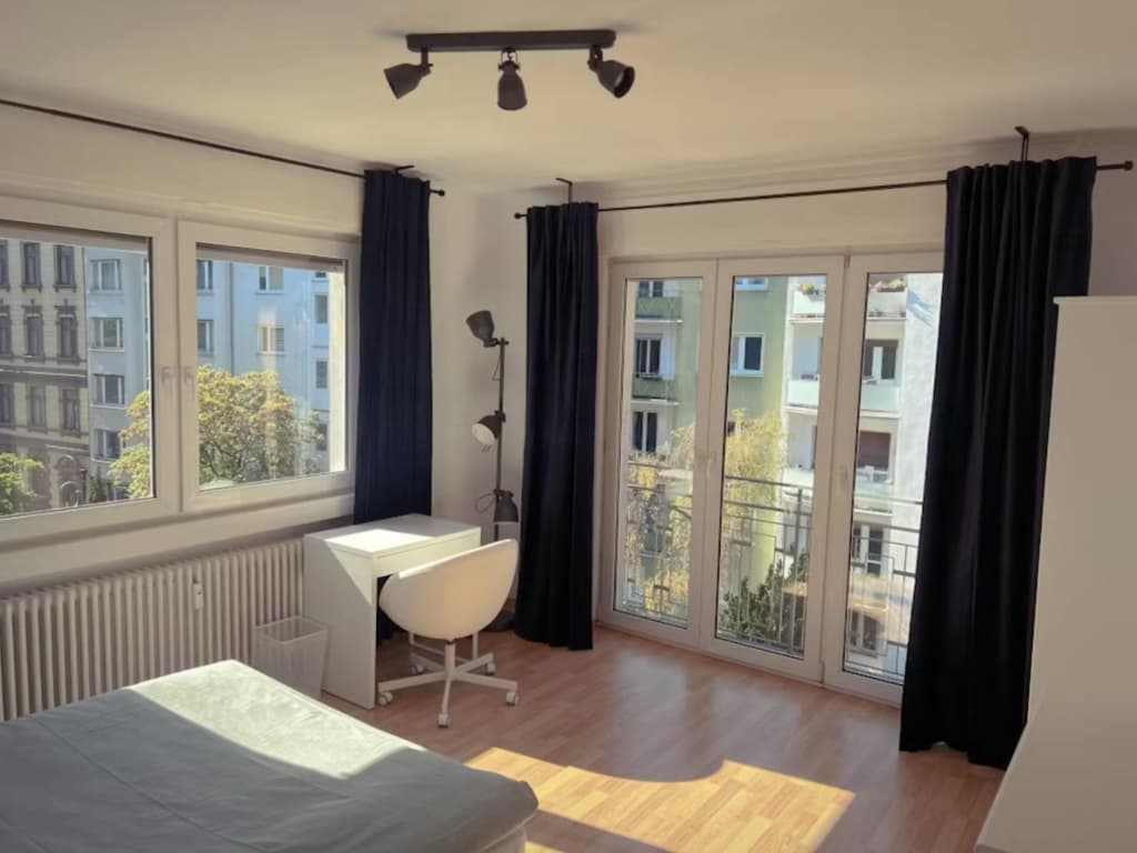 Wohnung zur Miete Wohnen auf Zeit 999 € 1 Zimmer 25 m²<br/>Wohnfläche ab sofort<br/>Verfügbarkeit Gervinusstraße Westend - Nord Frankfurt am Main 60322