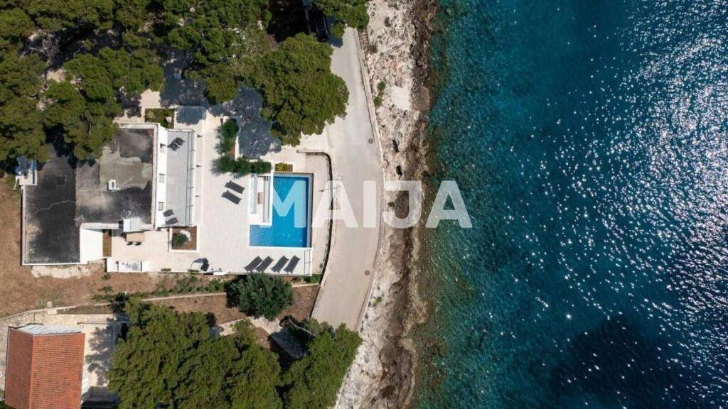 Villa zum Kauf 1.900.000 € 6 Zimmer 314 m² 1.100 m² Grundstück Sumartin 21425