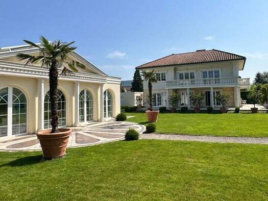 Villa zum Kauf 7 Zimmer 200 m² 2.160 m² Grundstück Velden am Wörther See 9220