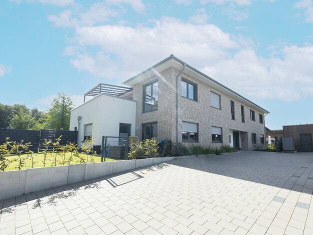 Wohnung zum Kauf 340.400 € 2 Zimmer 74 m² EG Osnabrück / Voxtrup 49086