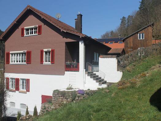 Einfamilienhaus zum Kauf 499.000 € 8 Zimmer 214 m² 558 m² Grundstück Eugenstraße 9 Bad Wildbad 75323