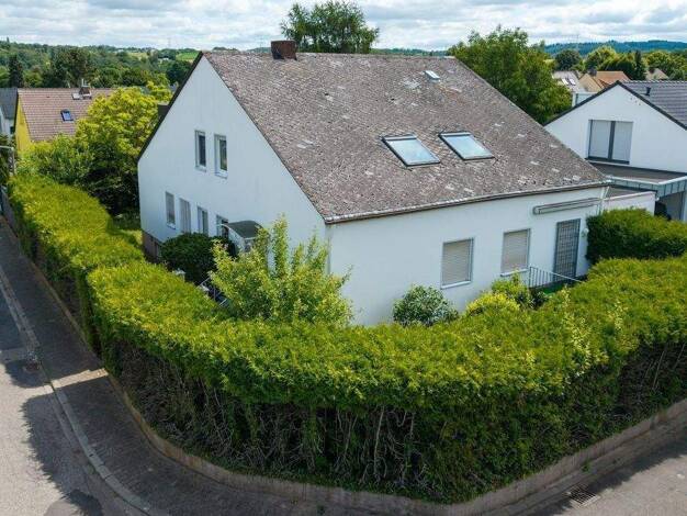 Mehrfamilienhaus zum Kauf als Kapitalanlage geeignet 422.700 € 9 Zimmer 260 m² 731 m² Grundstück Vallendar 56179