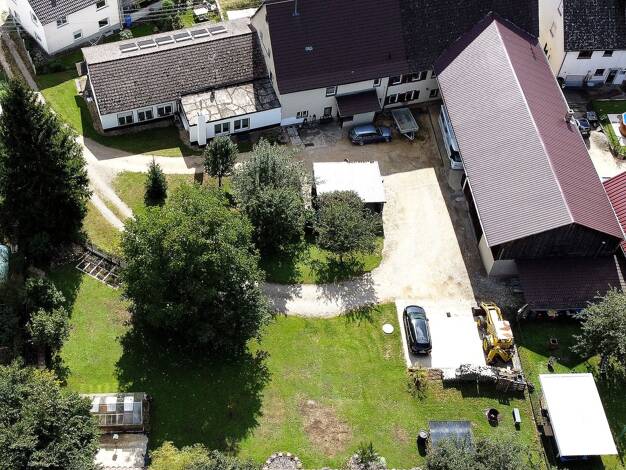 Mehrfamilienhaus zum Kauf 739.500 € 8,5 Zimmer 375 m² 2.954 m² Grundstück Heudorf Eigeltingen 78253