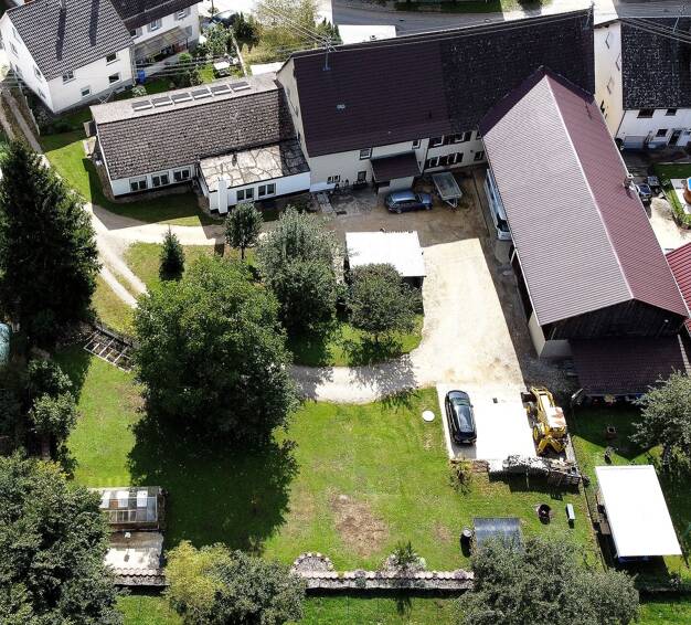 Mehrfamilienhaus zum Kauf 739.500 € 8,5 Zimmer 375 m² 2.954 m² Grundstück Heudorf Eigeltingen 78253
