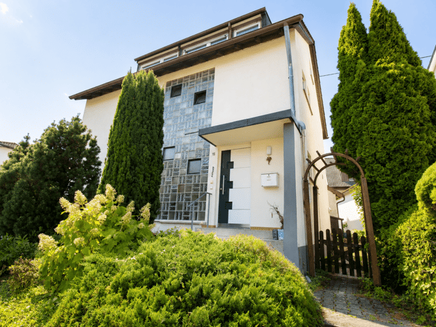 Einfamilienhaus zum Kauf 499.000 € 6 Zimmer 117,7 m² 301 m² Grundstück Leinfelden Leinfelden-Echterdingen 70771