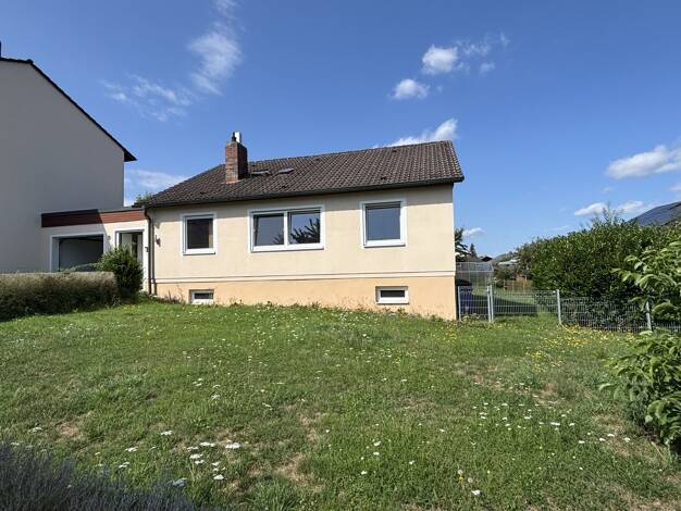 Bungalow zum Kauf 220.000 € 3 Zimmer 93,1 m² 860 m² Grundstück Reisbach Reisbach 94419