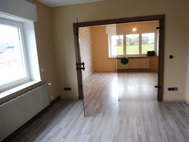 Wohnung zur Miete 860 € 6 Zimmer 140 m² 1. Geschoss frei ab sofort Büderich Werl 59457