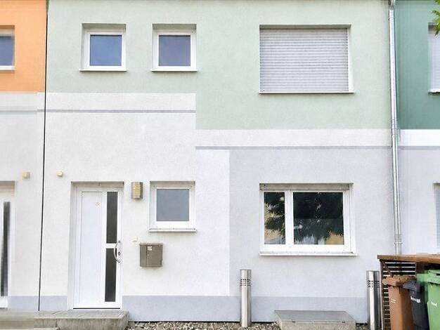 Reihenmittelhaus zum Kauf provisionsfrei 559.000 € 5,5 Zimmer 163,3 m² 164,3 m² Grundstück Adelsdorf Adelsdorf 91325