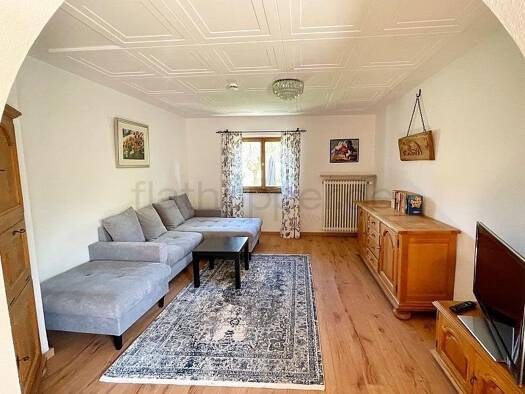 Haus zur Miete auf Zeit 2.100 € 5 Zimmer 140 m² frei ab sofort Bernau Bernau am Chiemsee 83233
