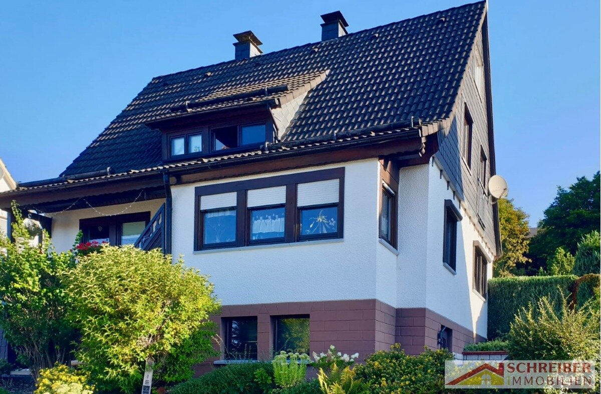 Doppelhaushälfte zum Kauf 225.000 € 5 Zimmer 120 m²<br/>Wohnfläche 1.140 m²<br/>Grundstück Bad Laasphe Bad Laasphe 57334