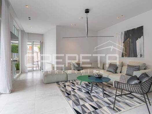 Haus zum Kauf 670.000 € 3 Zimmer 215 m² Funtana