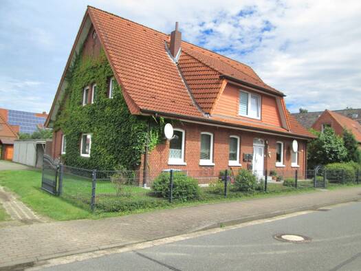 Wohnung zur Miete 1.000 € 4,5 Zimmer 100 m² Geschoss 1/3 frei ab 01.09.2026 Dorfstraße 13 Echem Echem 21379
