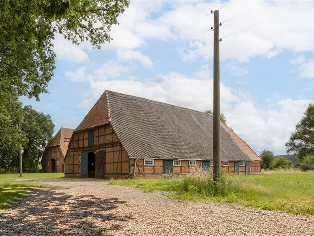 Haus zum Kauf 590.000 € 15 Zimmer 250 m² frei ab sofort Groß Kühren Amt Neuhaus 19273