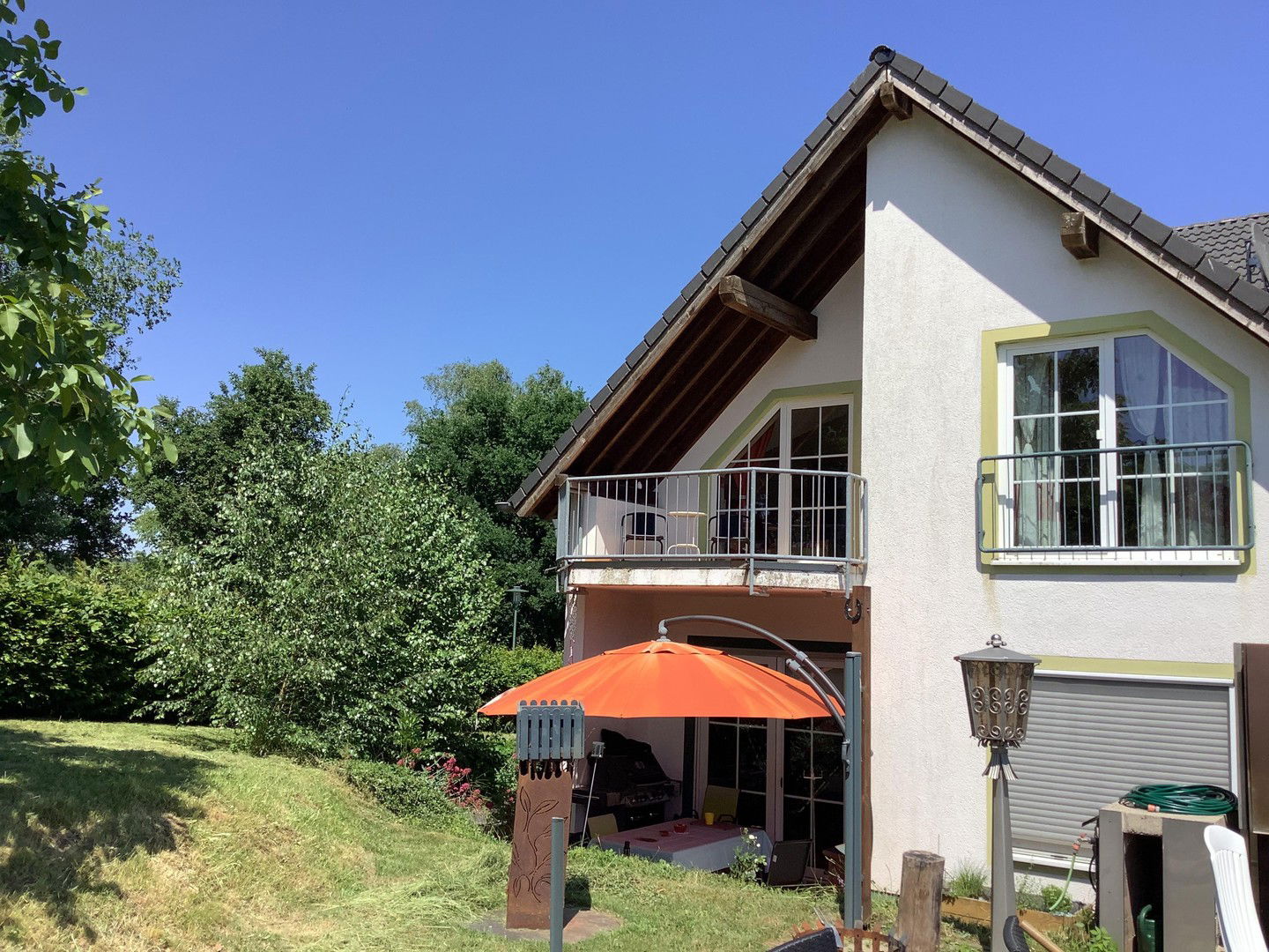 Haus zum Kauf provisionsfrei 950.000 € 12 Zimmer 490 m²<br/>Wohnfläche 2.000 m²<br/>Grundstück Auf dem Gier 21 Huetterscheid 54636