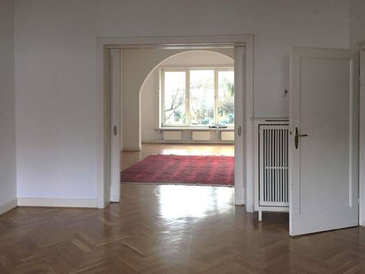 Haus zum Kauf 950.000 € 7,5 Zimmer 230 m² 266 m² Grundstück frei ab 01.02.2026 Waldhausen Hannover 30519