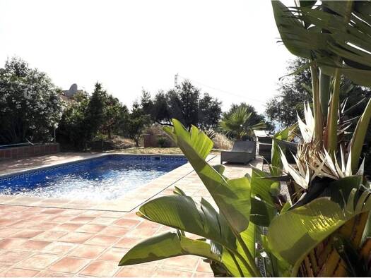 Villa zum Kauf 281.400 € 3 Zimmer 151 m² 5.160 m² Grundstück Canillas de Aceituno 29716