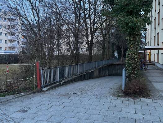 Tiefgarage zur Miete provisionsfrei 70 € 8 m² Heiterwanger Straße 8 Sendling-Westpark München 81373