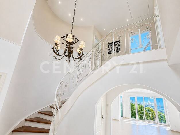 Villa zum Kauf 1.599.000 € 9 Zimmer 308 m² 770 m² Grundstück frei ab sofort Grimmelfingen Ulm 89081