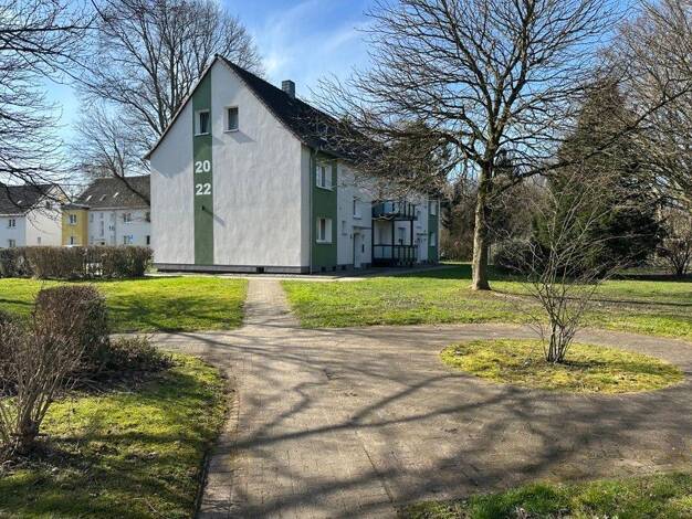 Wohnung zur Miete 406 € 2,5 Zimmer 39 m² frei ab 21.10.2026 Totilastraße 20 Huckarde Huckarde 44369
