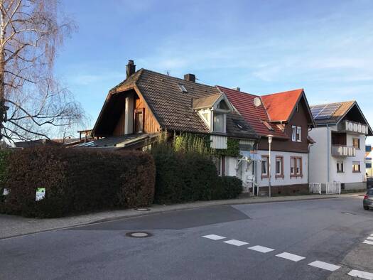 Haus zum Kauf 299.000 € 8 Zimmer 228 m² 617 m² Grundstück frei ab sofort Spielberg Karlsbad 76307