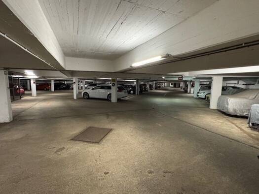 Tiefgaragenstellplatz zum Kauf provisionsfrei als Kapitalanlage geeignet 11.300 € Rotekreuzstraße Groß Buchholz Buchholz - Kleefeld 30627