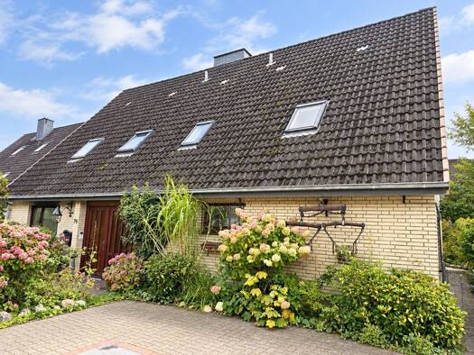 Einfamilienhaus zum Kauf 550.000 € 7 Zimmer 240 m² 684 m² Grundstück Büsum 25761