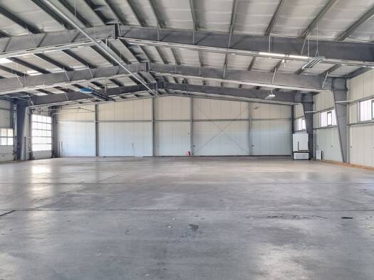 Lagerhalle zur Miete 6.900 € 1.100 m² Lagerfläche Unkersdorfer Straße 19 Kesselsdorf Wilsdruff 01723