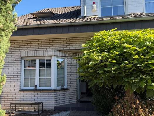 Doppelhaushälfte zum Kauf 549.000 € 5 Zimmer 140 m² 310 m² Grundstück Grengel Porz 51147