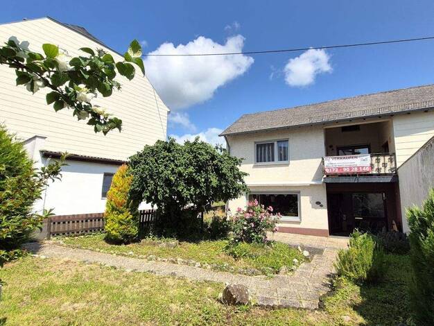 Reihenendhaus zum Kauf 165.000 € 8 Zimmer 232 m² 483 m² Grundstück Longkamp 54472