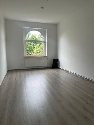Wohnung zur Miete 449 € 2 Zimmer 50 m² 2. Geschoss frei ab sofort Metallstr. 14 Ilversgehofen Erfurt 99086