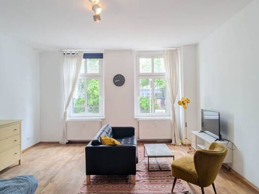 Studio zum Kauf 238.000 € 1 Zimmer 38,6 m² 4 Geschosse frei ab sofort Choriner Straße 65 Mitte Berlin 10119