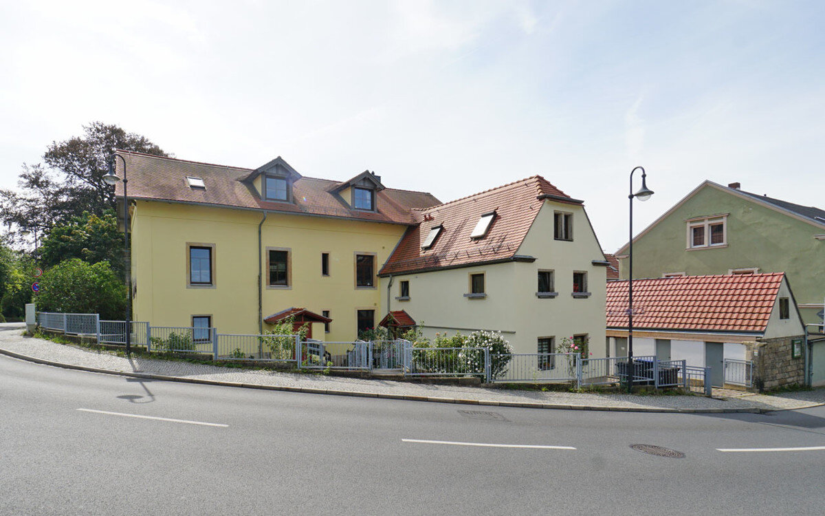 Mehrfamilienhaus zum Kauf als Kapitalanlage geeignet 700.000 € 337,1 m²<br/>Wohnfläche 1.500 m²<br/>Grundstück Pillnitz Dresden / Pillnitz 01326