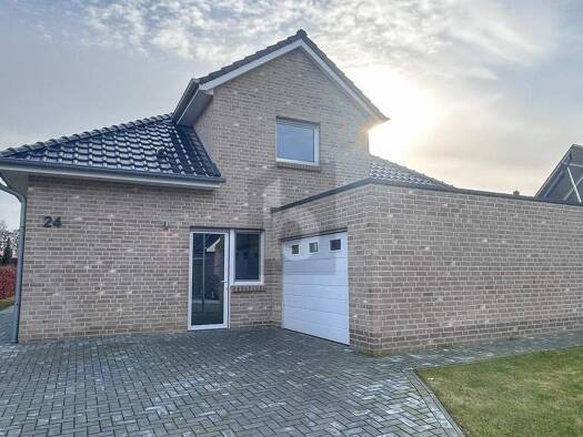 Doppelhaushälfte zum Kauf 360.000 € 4 Zimmer 109 m² 345 m² Grundstück Kleinringe Ringe 49824