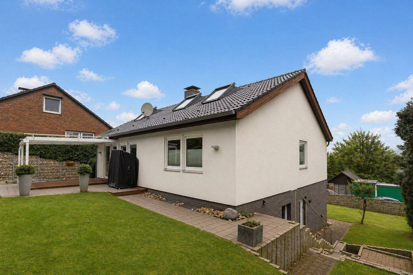 Einfamilienhaus zum Kauf - Ansicht 2