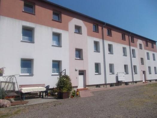 Wohnung zur Miete 330 € 2 Zimmer 51,5 m² 1. Geschoss frei ab sofort Am Ring 23a Wiesenena Wiedemar 04509