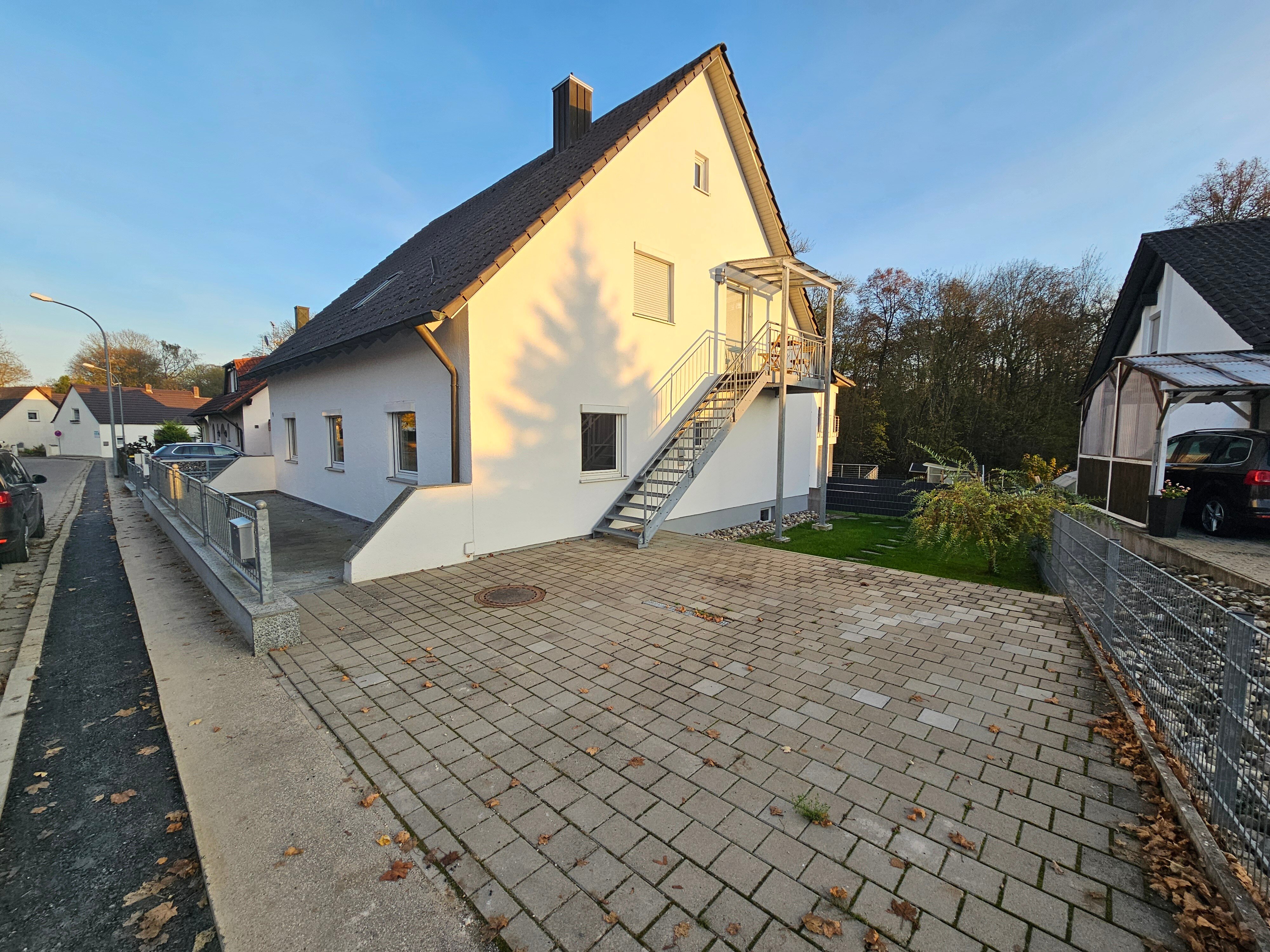 Wohnung zur Miete 950 € 3 Zimmer 90 m²<br/>Wohnfläche EG<br/>Geschoss ab sofort<br/>Verfügbarkeit Eulatalstraße Bittenbrunn Neuburg an der Donau 86633