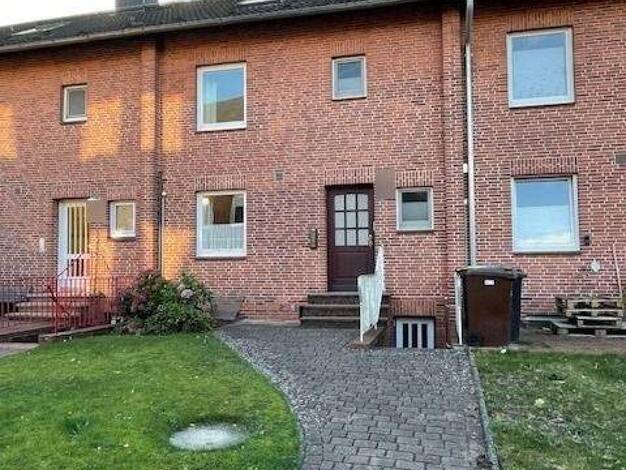 Reihenmittelhaus zum Kauf 210.000 € 4 Zimmer 88 m² 279 m² Grundstück Büdelsdorf 24782