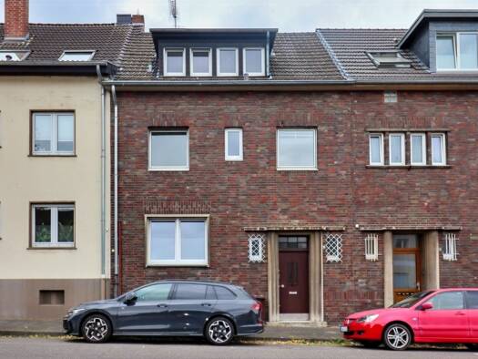 Reihenmittelhaus zum Kauf 420.000 € 5 Zimmer 151 m² 422 m² Grundstück frei ab 01.11.2026 Rheydt-West Süd 41239