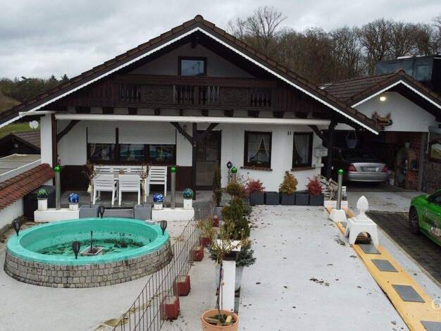 Mehrfamilienhaus zum Kauf 450.000 € 5 Zimmer 120 m² 1.002 m² Grundstück Tiefenbach Gundelsheim 74831