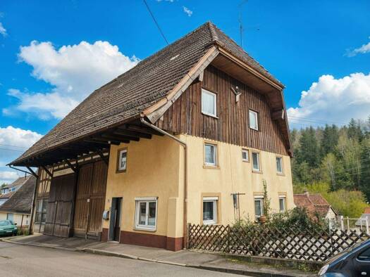 Haus zum Kauf 245.000 € 6 Zimmer 83,7 m² 269 m² Grundstück Talheim Horb am Neckar 72160